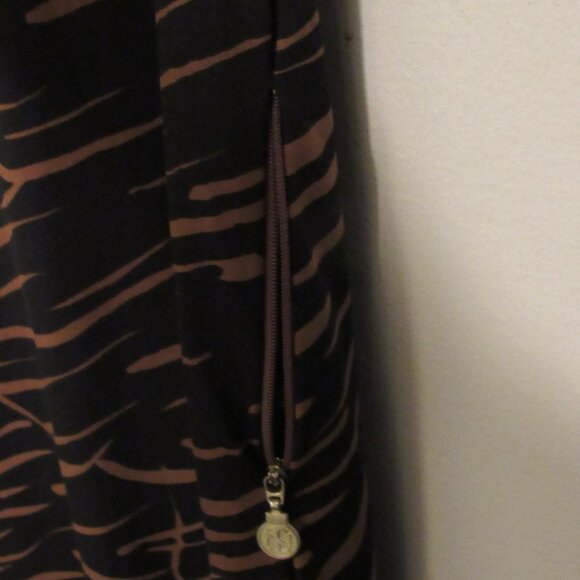 Tracy Negoshian Sheath Dress Women's Large Brown Tiger Print Keyhole Neck - Picture 3 of 6